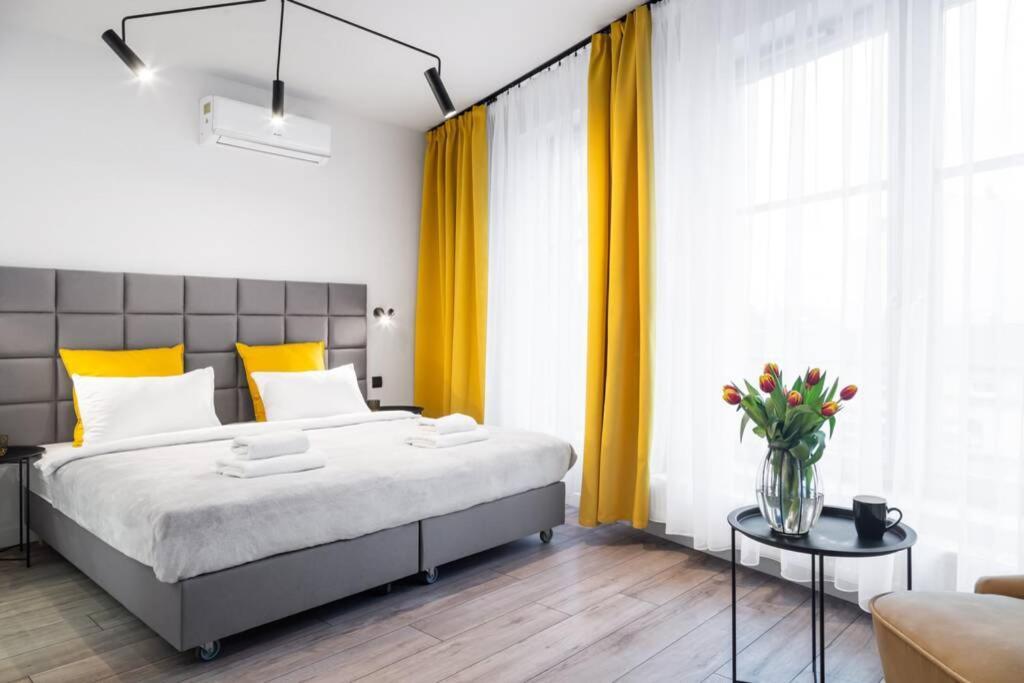 Househost Apartment: Miodowa 42/8B Street Krasków Εξωτερικό φωτογραφία