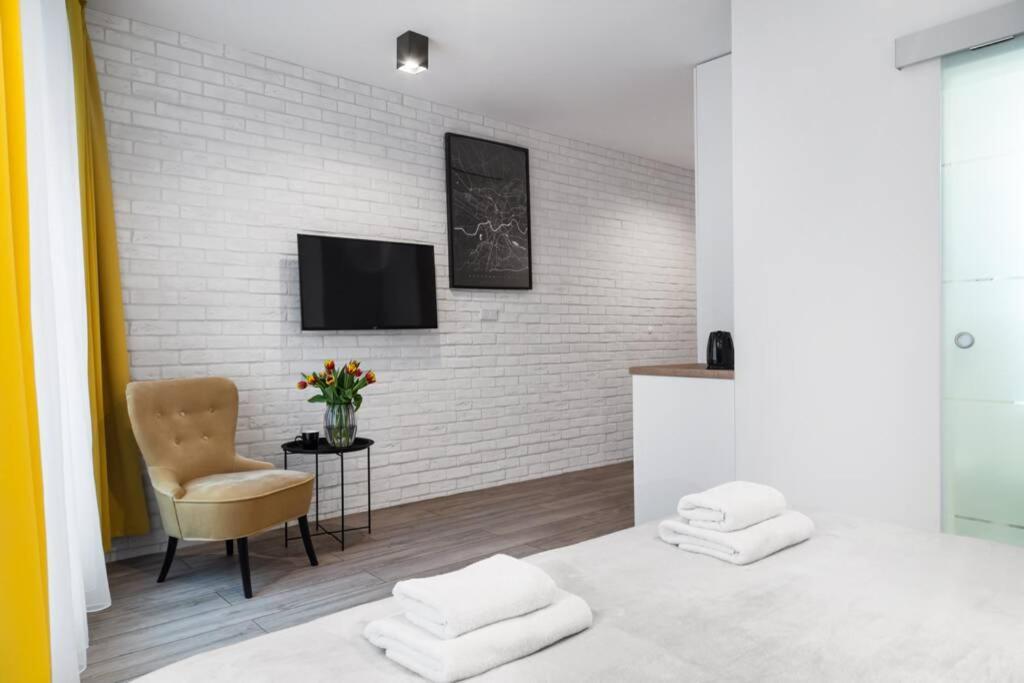 Househost Apartment: Miodowa 42/8B Street Krasków Εξωτερικό φωτογραφία